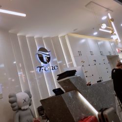 -AYO SALON