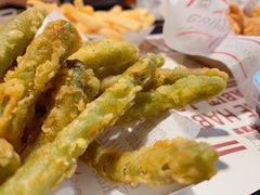 -The Habit Burger Grill 哈比特汉堡(复兴soho店)