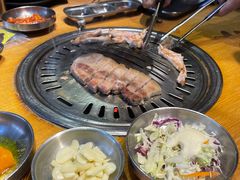 -缸桶屋韩国料理·全程帮烤(泰禾店)