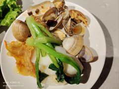 -汉金城海鲜烤肉自助百汇(威海威高广场店)