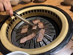 -炼火烤肉店