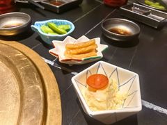 -山川小町·极番烧肉(新地假日广场店)