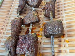-老钟家烤羊排·敦伊阁清真餐厅胡羊焖饼