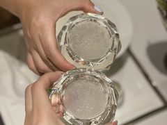 -燕庭·纯燕窝·甜品下午茶(南京西路店)