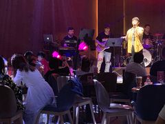 -TZ House音乐现场(来福士中心店)