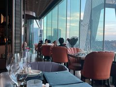 -福楼毕斯罗F Bistronome(国贸商城约会地标景观店)