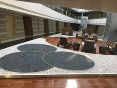 -上海滴水湖皇冠假日酒店