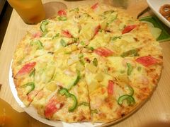 海鲜满溢薄脆披萨-必胜客(天鹅湖万达店)