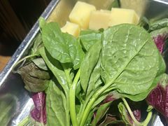 -贵府酸汤牛肉火锅·贵州老字号(飞山街店)