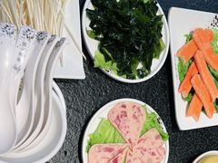 -渝里重庆火锅(航天城店)