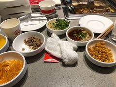 -海底捞火锅(金山百联店)