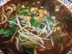 -陈仓老街美食天地