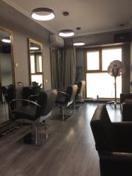 -INSI Hair Salon