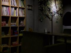 靠窗位-新沙洞咖啡(泉乐坊店)