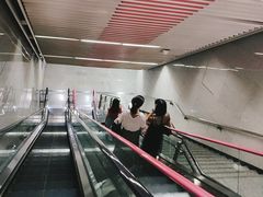 -红土地(地铁站)