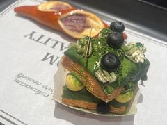 -HOT CRUSH趁热集合·现烤面包(上海环球港店)