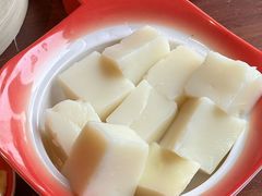 -夺欢喜贵州酸汤牛肉火锅(静安寺店)