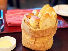 餐前包-db Bistro & Oyster Bar by Daniel Boulud(滨海湾金沙店)