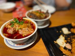 -炉小二铜锅牛蛙•川湘菜(三里屯店)