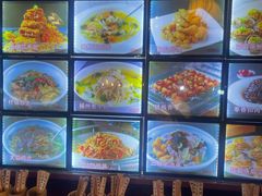 -侬佳蒸菜馆(听潮店)