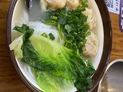 鲜虾云吞粉-繁仔牛杂(石排店)