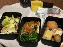 姐姐从自助餐厅给肥狗强行打包的早餐-太阳岛度假酒店