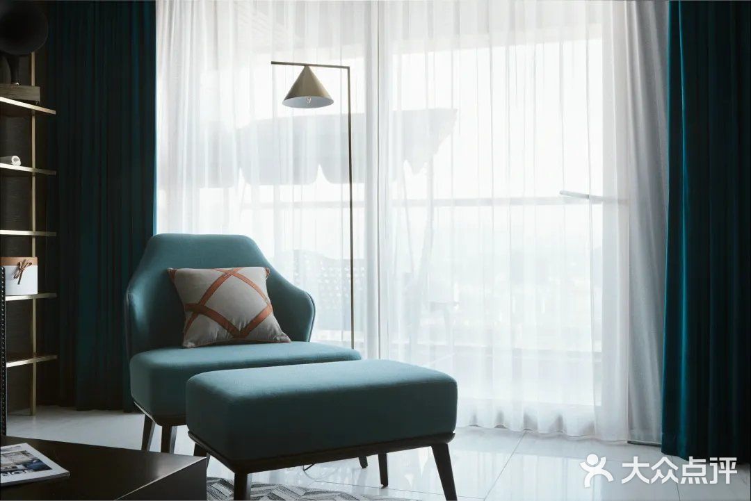 客厅设计装修 低调大气