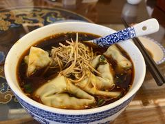 韭菜红汤辣-笑来喜馄饨小笼工坊店(湖滨街店)