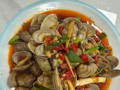 -四川小胡子海鲜(丁村万人海鲜广场店)