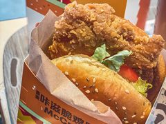麦麦咔滋脆鸡腿堡-麦当劳(北京上地十街餐厅店)