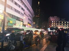 -吾悦广场(南京鼓楼店)