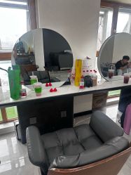 -INSI Hair Salon