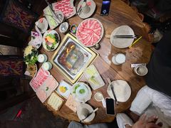 -东巴人鱼豆花火锅(幸福街店)