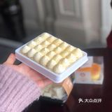 外层绵软,中间冰凉。「红丝绒蛋糕」