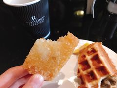 -上海漕河泾万丽酒店