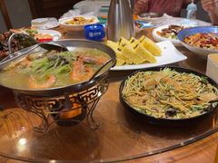 -快乐老家三鲜饺子东北菜(南六中路店)