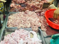 -标记美食新鲜猪杂(兴南大道店)