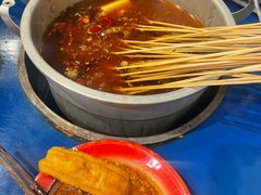 传统锅底-马路边边串串香(双井直营店)