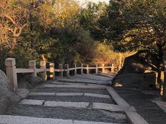 -灵岩山风景区