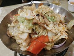 干锅手撕包菜-鹤乡东北菜(崮山路店)