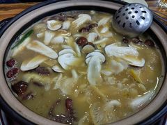 -菌之家·专业纯野生菌火锅·特色炒菌