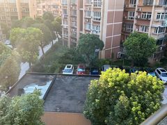 -浦东机场p4停车场
