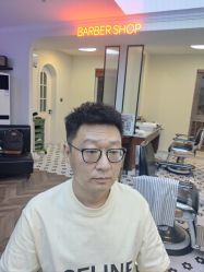 -理昂男士理发店 Barber shop