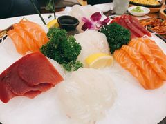 -青瓦餐厅·生鱼片·韩园烤肉(西塔店)