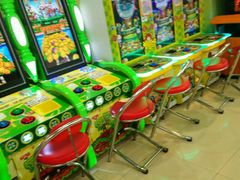 -爱玩嘉年华(江北一店)