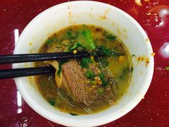 -老石黑山羊毛驴肉火锅(金凯广场店)