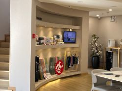 -酉嘉瑜伽YO+YOGA