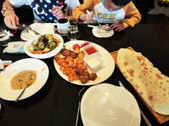 -Efes Turkish & Mediterranean Cuisine 艾菲斯餐厅(陆家嘴店)