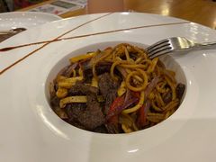 -more than meow吴止猫主题餐厅(承德 中船汇店)