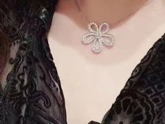 -梵克雅宝(国贸商城店)